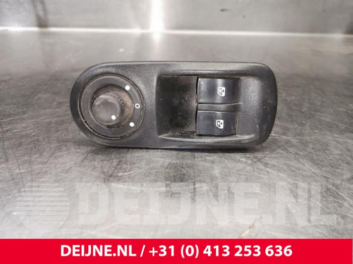 Renault Master Elektrisch Raam Schakelaar O249730