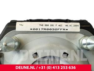 Volkswagen Transporter Left airbag (steering wheel) O249764 photo 3