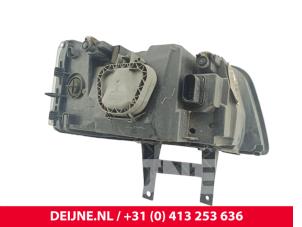 Volkswagen Transporter Headlight, left O249785 photo 3