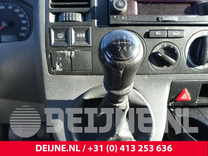 Volkswagen Transporter Versnellingspook O249813