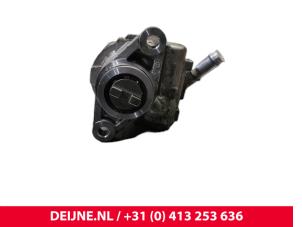 Gebruikte Servopomp Iveco New Daily Prijs € 121,00 Inclusief btw aangeboden door van Deijne Onderdelen Uden B.V.