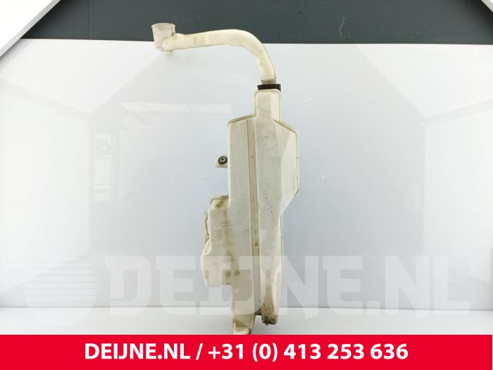 Volvo V90 Scheibensprühertank vorne O250036