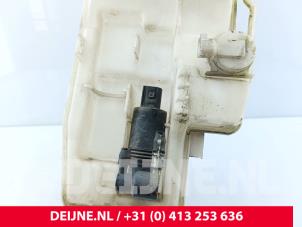 Volvo V90 Ruitensproeiertank voor O250036 foto 3