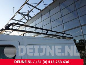 Opel Movano Imperiaal O250096 foto 2