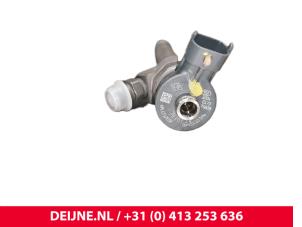 Opel Vivaro Einspritzdüse (Diesel) O250188 foto 3