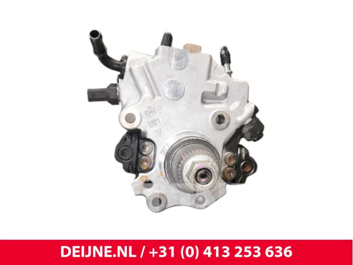 Mercedes Sprinter Brandstofpomp Mechanisch O250217