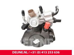 Mercedes Sprinter Mechanical fuel pump O250217 photo 2