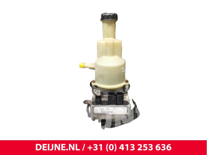 Peugeot Expert Lenkkraftverstärker Pumpe O250338