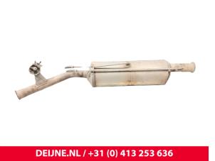 Gebruikte Roetfilter Peugeot Expert (V1/VA/VB/VE/VF/VT/VY) 1.6 Blue HDi 95 16V Prijs € 423,50 Inclusief btw aangeboden door van Deijne Onderdelen Uden B.V.