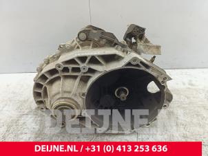 Gebruikte Versnellingsbak Volkswagen Transporter/Caravelle T6 2.0 TSI Prijs € 1.452,00 Inclusief btw aangeboden door van Deijne Onderdelen Uden B.V.