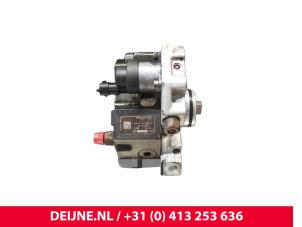 Iveco New Daily Brandstofpomp Mechanisch O250583 foto 4