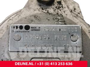 Iveco New Daily Lenkkraftverstärker Pumpe O250589 foto 4