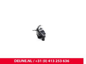 Toyota Pro-Ace Koplamp rechts O9990002571 foto 4