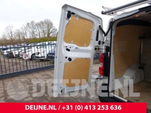 Opel Vivaro Minibus/van rear door O250602 photo 3