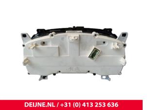 Opel Vivaro Odometer KM O250618 photo 2