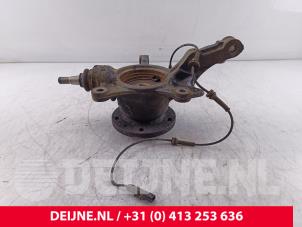 Renault Master Achsschenkel links vorne O250745 foto 3