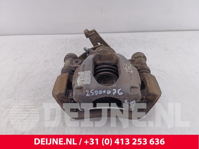 Renault Master Remklauw (Tang) links-achter O250755