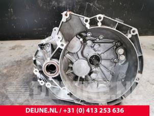 Gebruikte Versnellingsbak Volvo V40 (MV) 1.6 D2 Prijs € 907,50 Inclusief btw aangeboden door van Deijne Onderdelen Uden B.V.