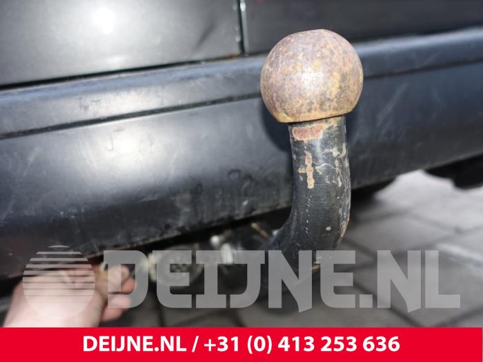 Opel Vivaro Anhängerkupplung O250958