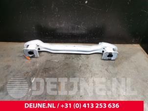Ford Transit Bumperframe voor O251036 foto 4