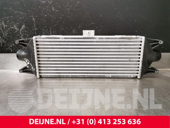 Gebruikte Intercooler Iveco New Daily IV 40C18 Prijs € 72,60 Inclusief btw aangeboden door van Deijne Onderdelen Uden B.V.