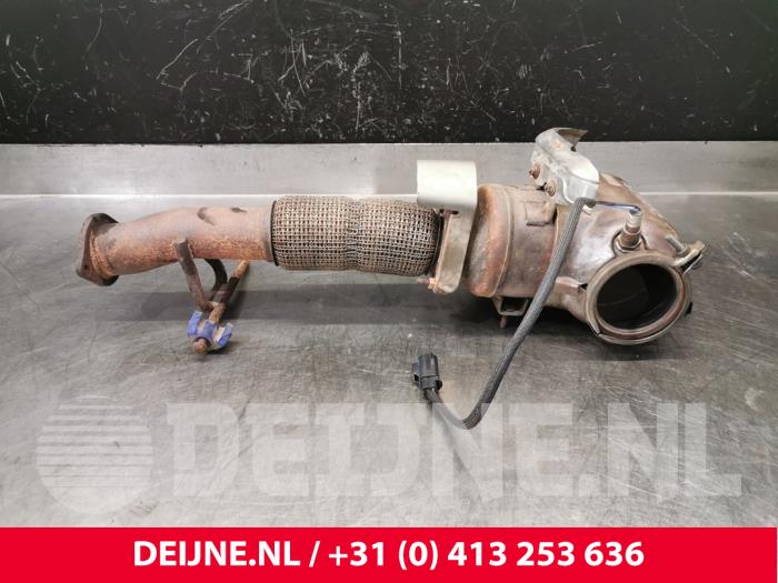 Gebruikte Roetfilter Volvo XC60 II (UZ) 2.0 T8 16V Hybrid AWD Prijs € 475,00 Margeregeling aangeboden door van Deijne Onderdelen Uden B.V.