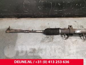 Opel Vivaro Power steering box O251141 photo 2