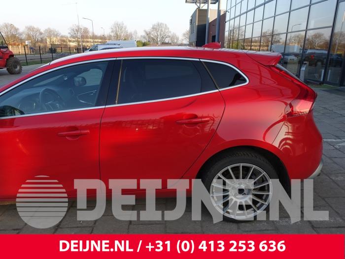 Volvo V40 Tür 4-türig links hinten O251118