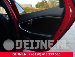 Volvo V40 Portier 4Deurs rechts-achter O251120 foto 2