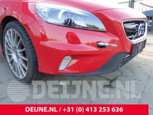 Volvo V40 Voorbumper O251137 foto 3