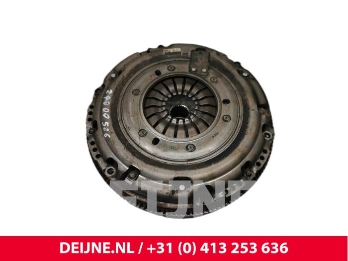 Gebruikte Koppelingsset (compleet) Volkswagen Crafter (SY) 2.0 TDI FWD Prijs € 726,00 Inclusief btw aangeboden door van Deijne Onderdelen Uden B.V.