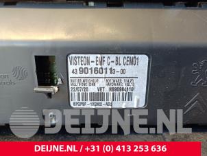 Opel Combo Radiobedienfeld O251216 foto 3