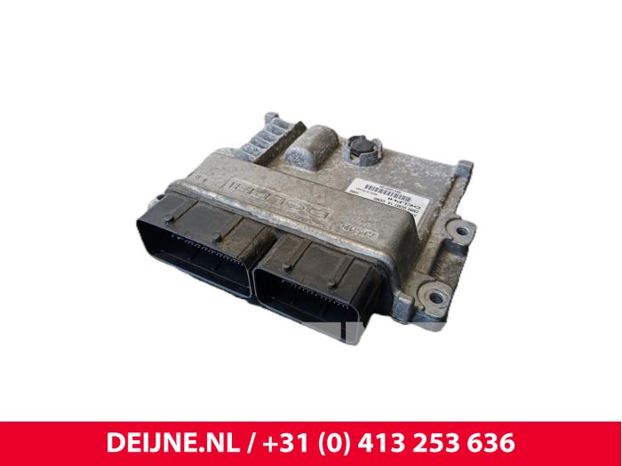 Opel Vivaro Computer Motormanagement O251230