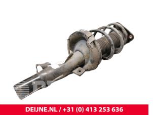 Volvo V40 Schokdemperpoot links-voor O251240 foto 3