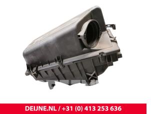 Gebruikte Luchtfilterhuis Volvo C70 (NK) 2.5 Turbo LPT 20V Prijs € 50,00 Margeregeling aangeboden door van Deijne Onderdelen Uden B.V.