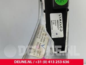 Lynk & Co 01 Dashboard sierlijst O251296 foto 3