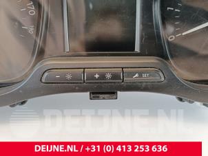 Toyota Pro-Ace Tacho - Kombiinstrument KM O251357 foto 3