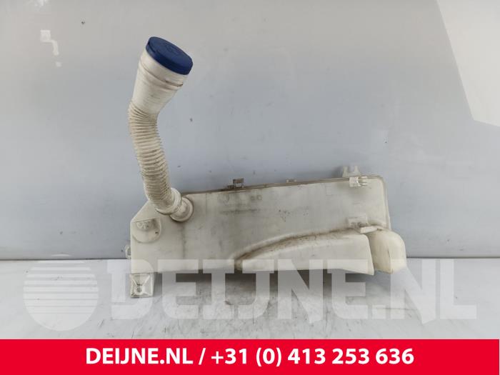 Toyota Pro-Ace Scheibensprühertank vorne O251368