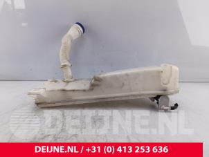 Toyota Pro-Ace Scheibensprühertank vorne O251368 foto 2