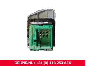 Opel Vivaro Central locking switch O251387 photo 3