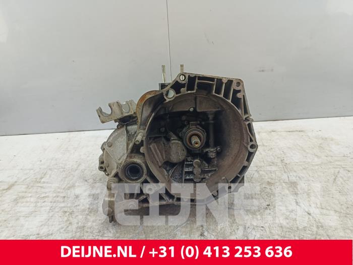 Gebruikte Versnellingsbak Fiat Doblo Cargo (263) 1.3 D Multijet Prijs € 756,25 Inclusief btw aangeboden door van Deijne Onderdelen Uden B.V.