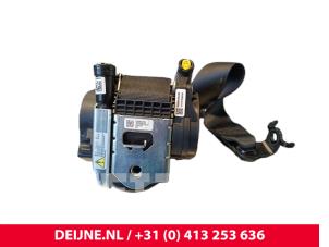 Lynk & Co 01 Front seatbelt, right O251500 photo 2