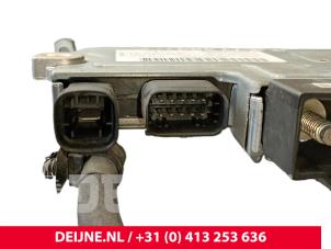Peugeot Expert Start/Stop computer O251584 photo 2