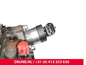 Opel Vivaro Mechanical fuel pump O251593 photo 3