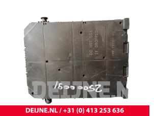 Opel Vivaro Fuse box O251684 photo 2