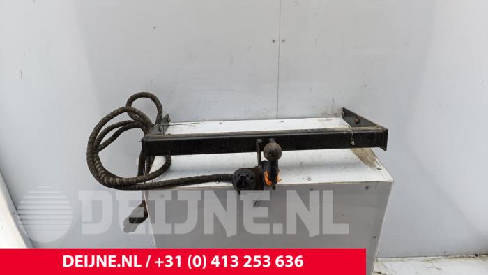 Volkswagen Transporter Anhängerkupplung O251741