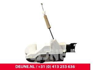 Citroen Berlingo Rear door lock mechanism 4-door, left O251756 photo 2