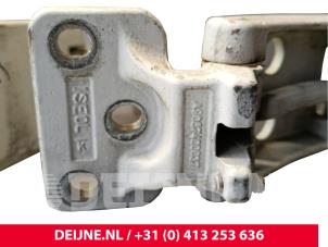 Mercedes Sprinter Rear door hinge, left O251762 photo 2
