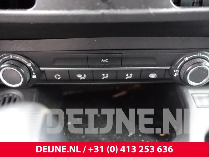 Peugeot Partner Kachel Bedieningspaneel O251816