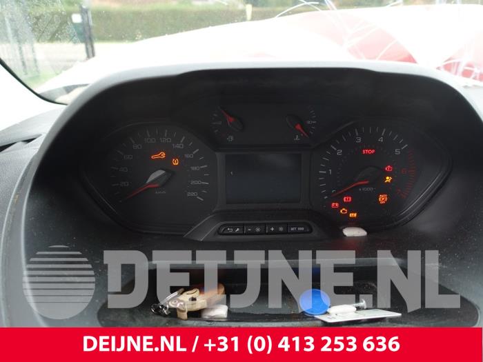 Peugeot Partner Kilometerteller KM O251817